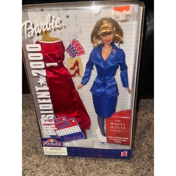 President 2000 Barbie Doll Toys R Us Exclusive Collectible New in Box - Picture 1 of 8